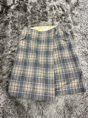 Talbots wool blend plaid skirt Dark Academia Size 8